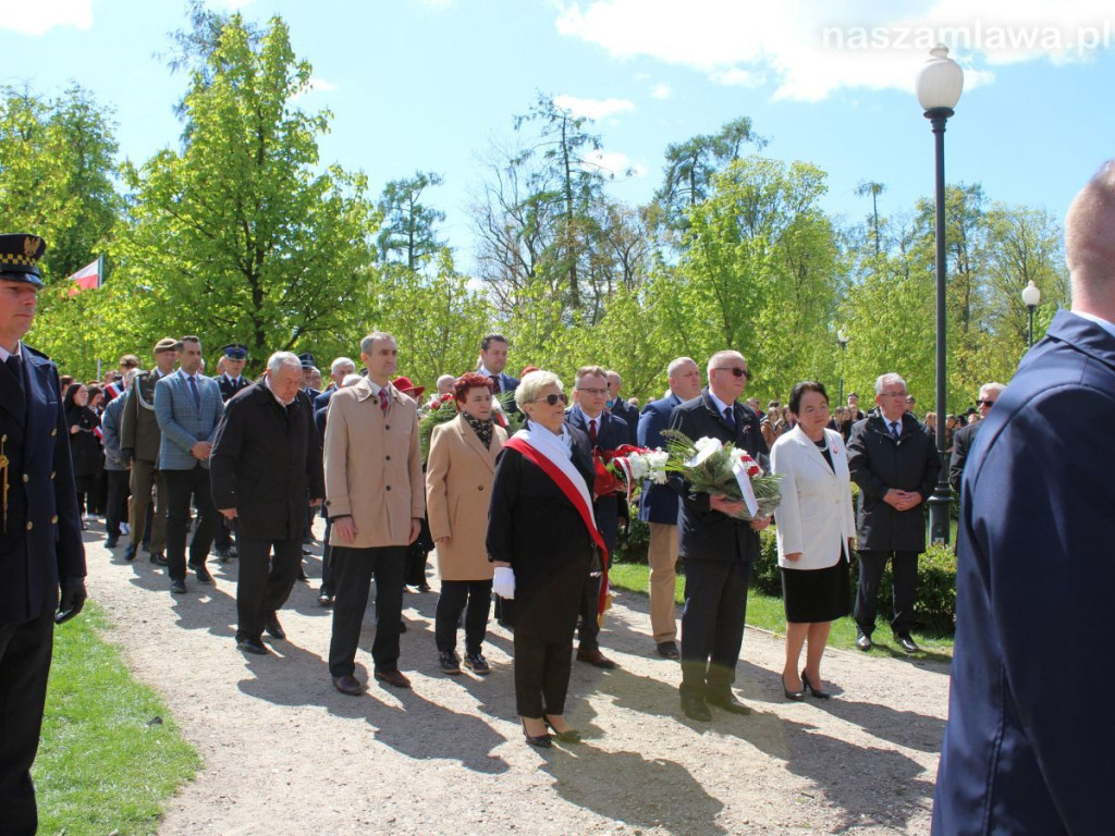 Festyn rodzinny, odpust i święto Konstytucji w Mławie