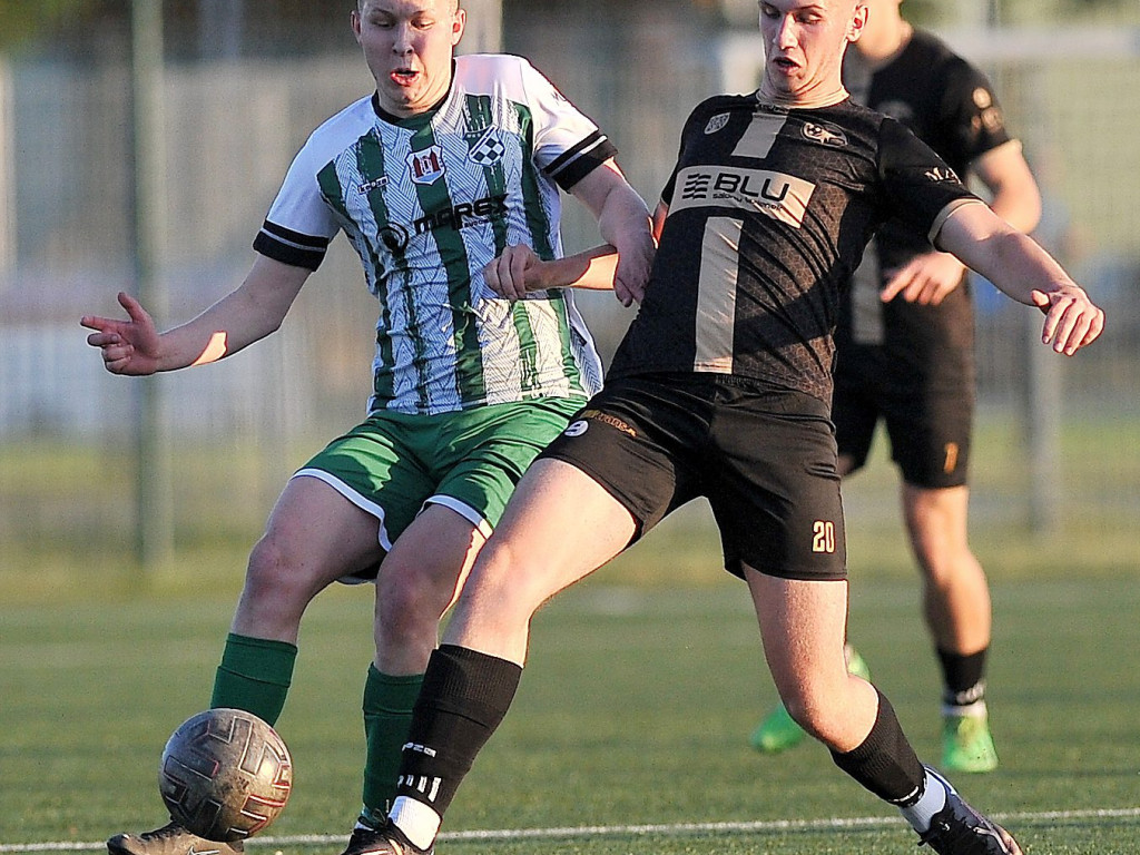 Rezerwy Mławianki w A-klasie. Walkower i remis