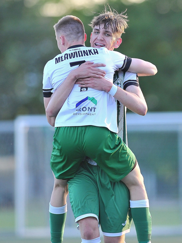 Rezerwy Mławianki w A-klasie. Walkower i remis