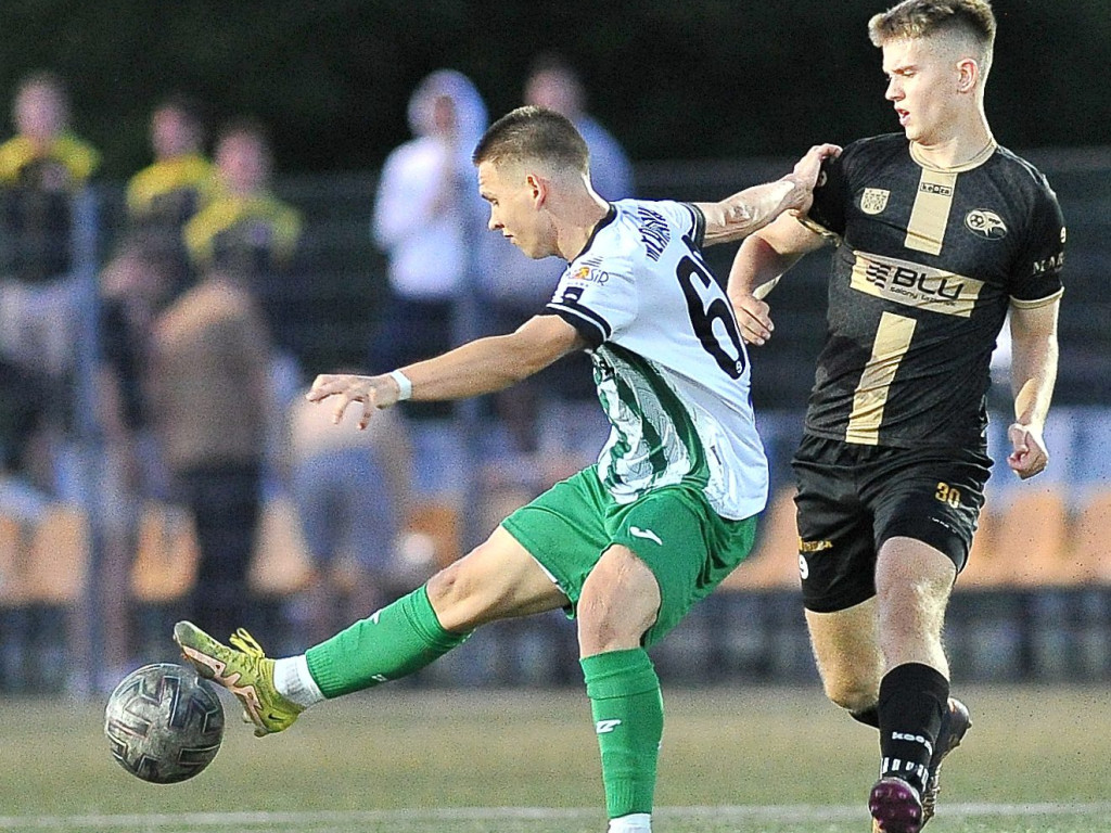 Rezerwy Mławianki w A-klasie. Walkower i remis