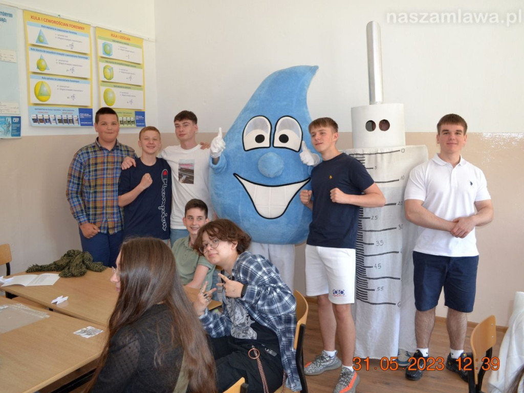 Święto nauki w pierwszym liceum [ZDJĘCIA]