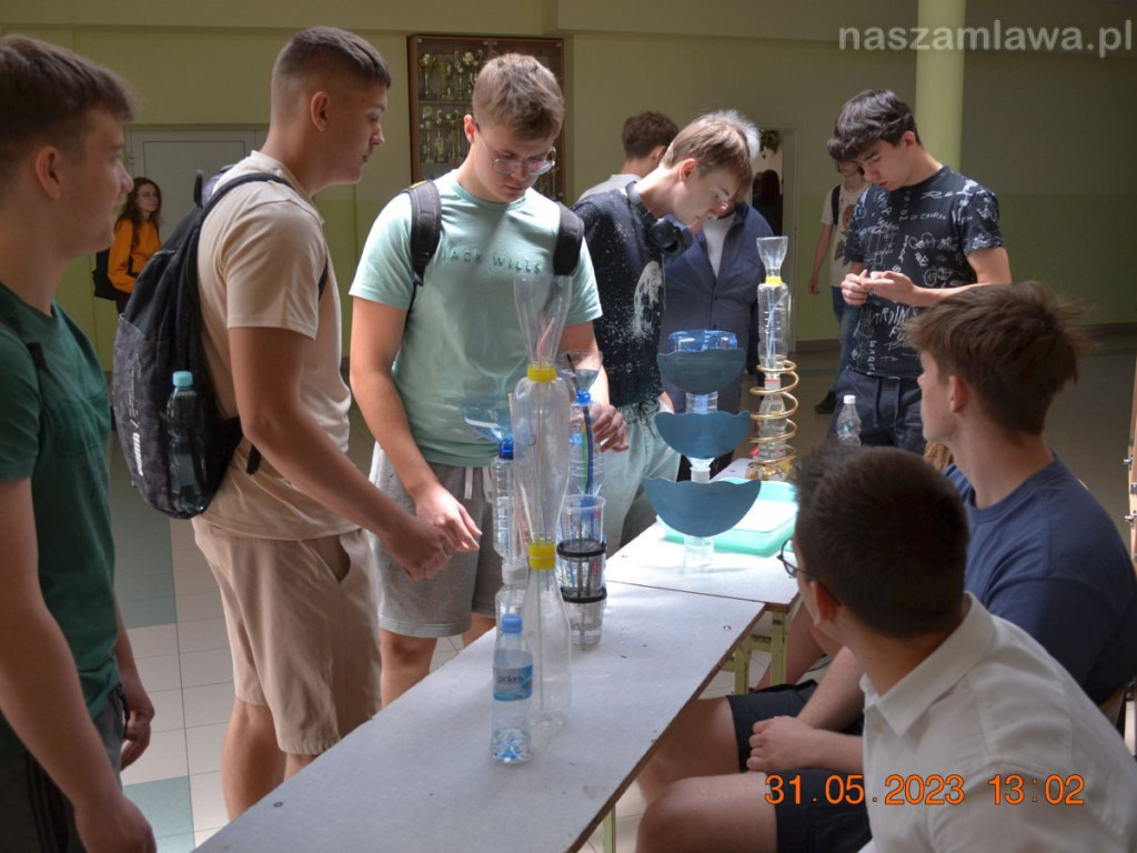 Święto nauki w pierwszym liceum [ZDJĘCIA]