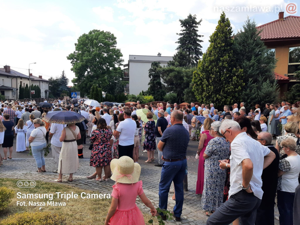 Procesje Bożego Ciała przeszły ulicami [ZDJĘCIA i Filmy]
