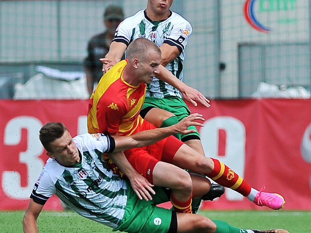 Cudna przewrotka Odillona. Kapitalna pogoń Mławianki