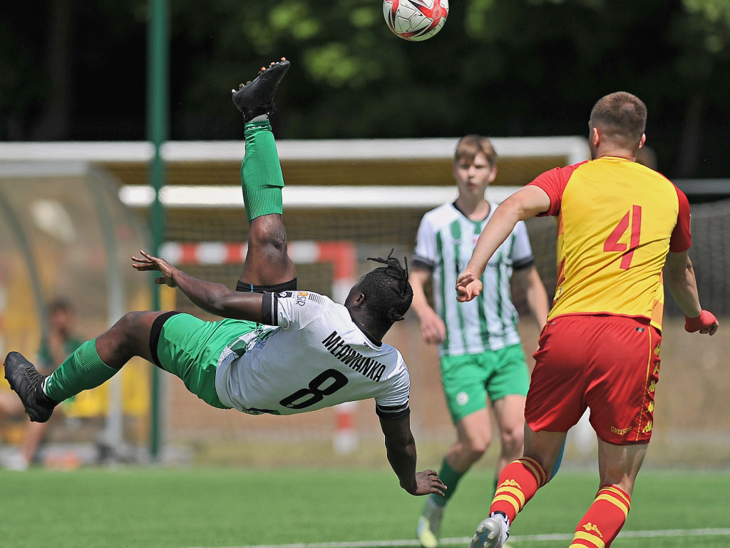 Cudna przewrotka Odillona. Kapitalna pogoń Mławianki