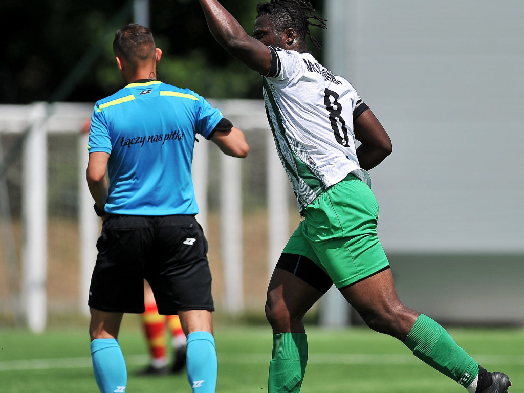 Cudna przewrotka Odillona. Kapitalna pogoń Mławianki