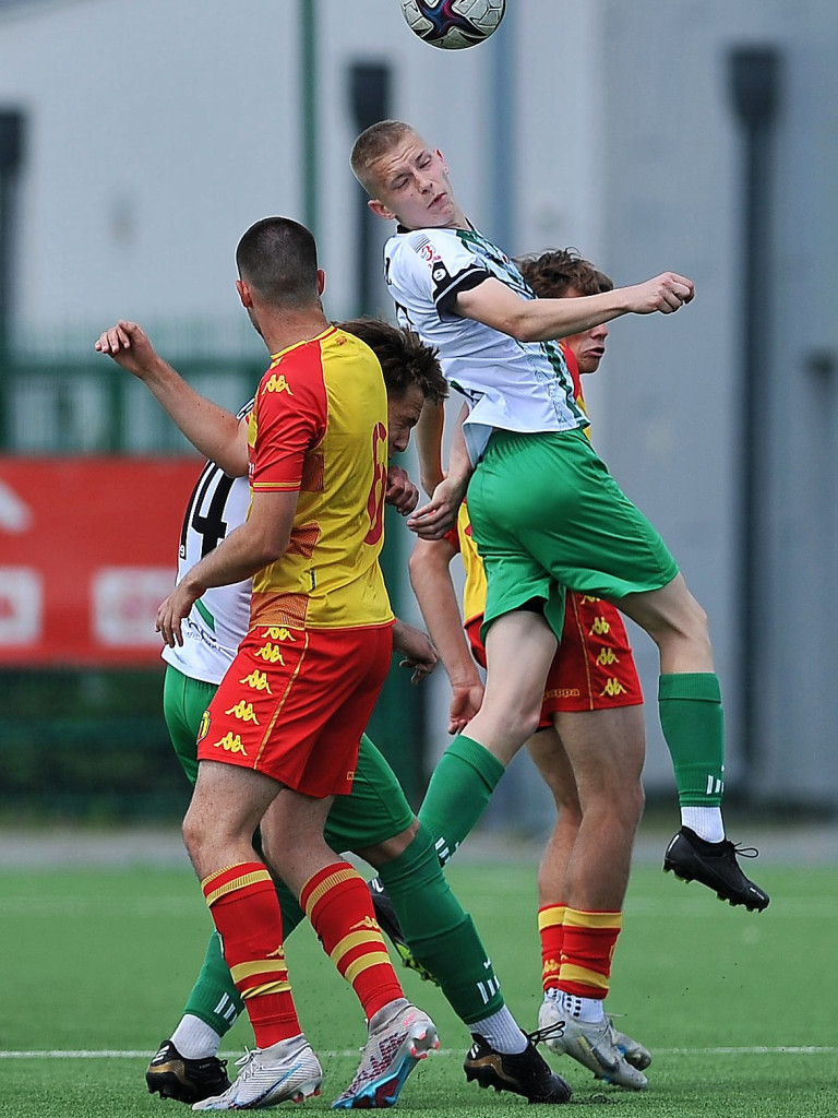 Cudna przewrotka Odillona. Kapitalna pogoń Mławianki