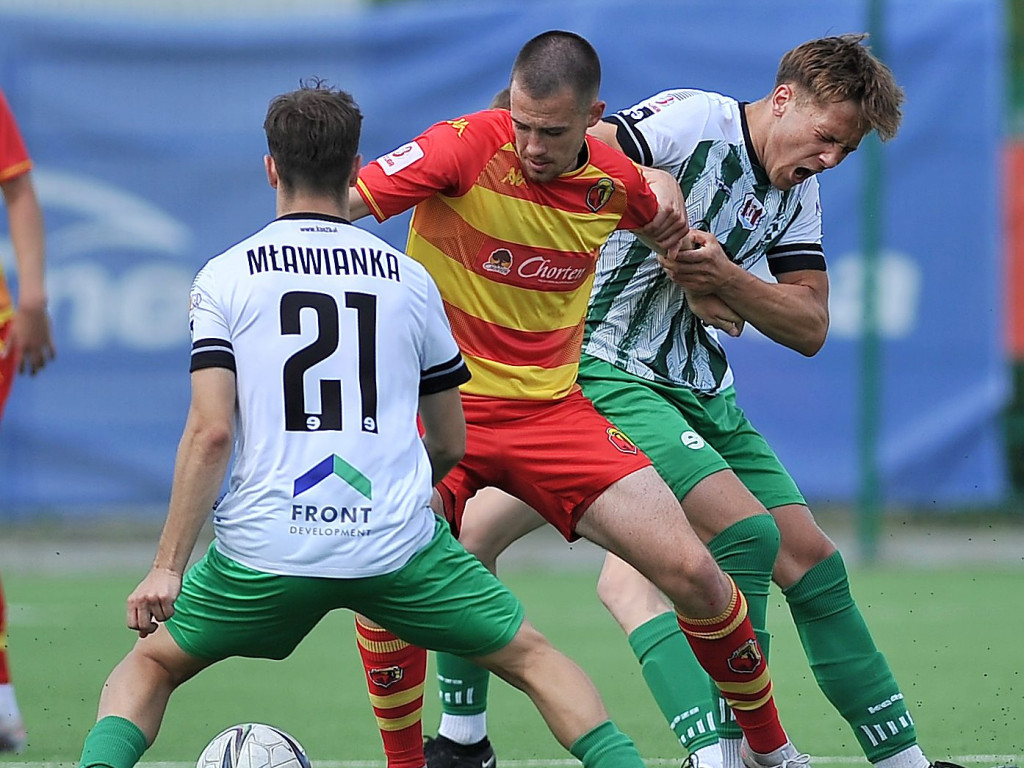 Cudna przewrotka Odillona. Kapitalna pogoń Mławianki