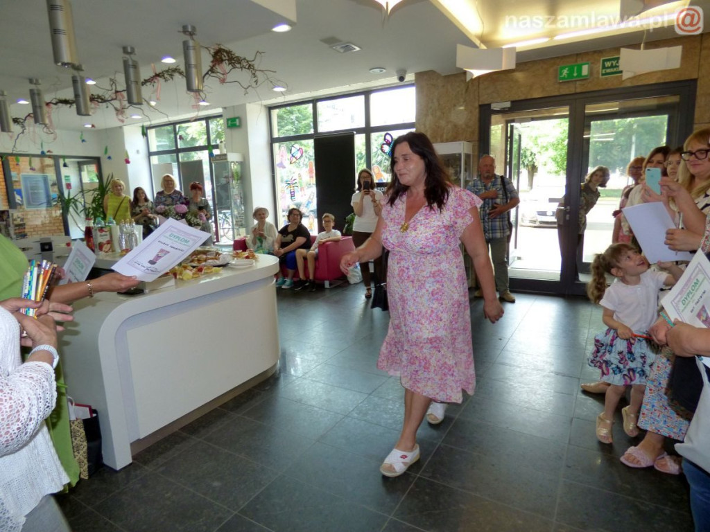 Wernisaż wystawy prac pod kierunkiem Joanny Rodowicz [ZDJĘCIA]