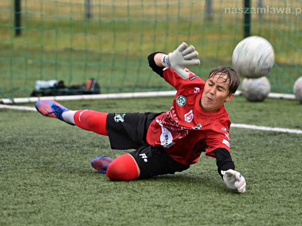 Batalia bramkarska Mławianki [ZDJĘCIA]