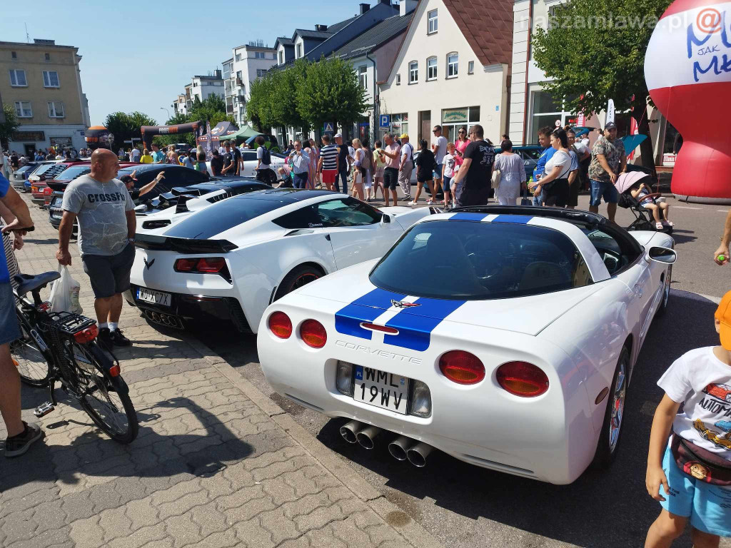 Mławski tort rozkrojony. Dni Mławy 2023