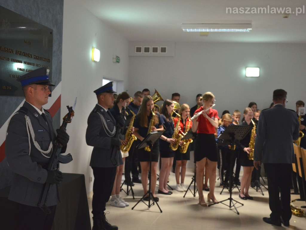 38 funkcjonariuszy z awansami [ZDJĘCIA]