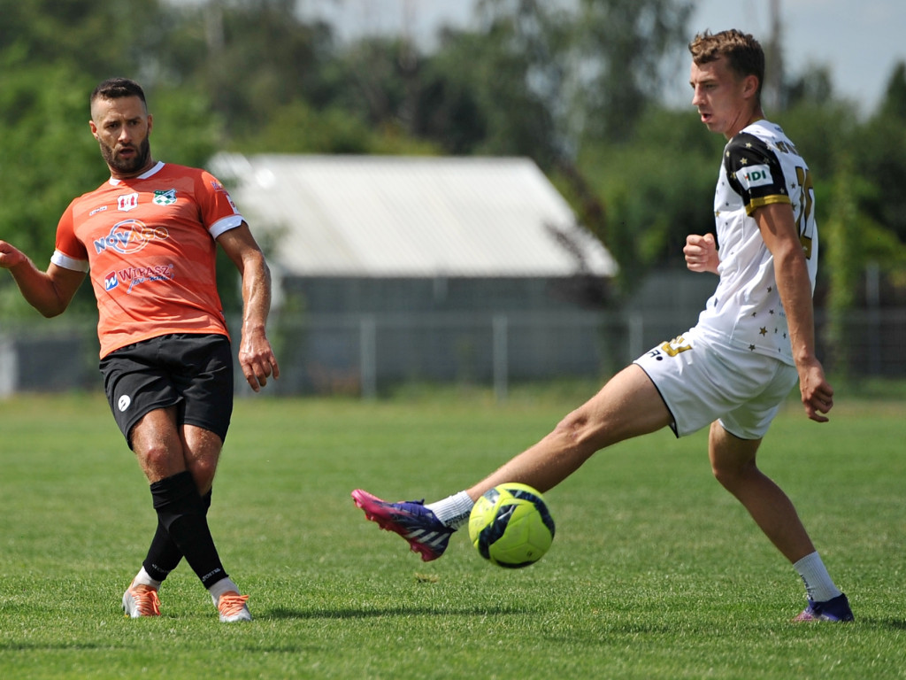 Ostatni sparing wygrany. Dwaj pomocnicy potwierdzeni