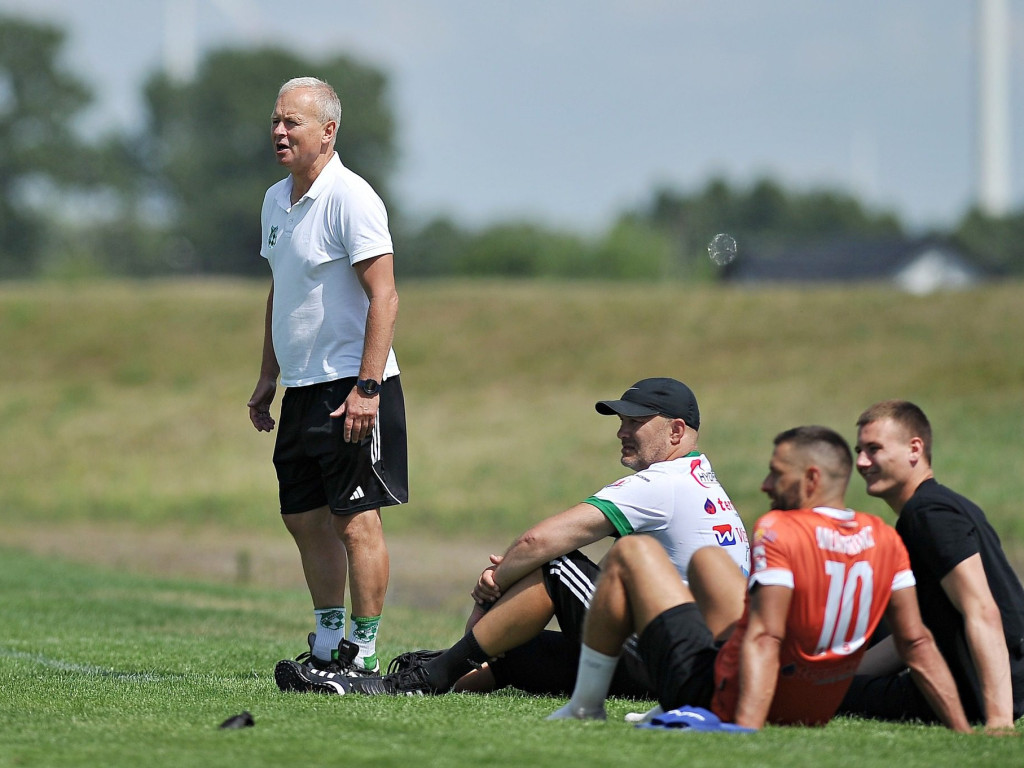 Ostatni sparing wygrany. Dwaj pomocnicy potwierdzeni