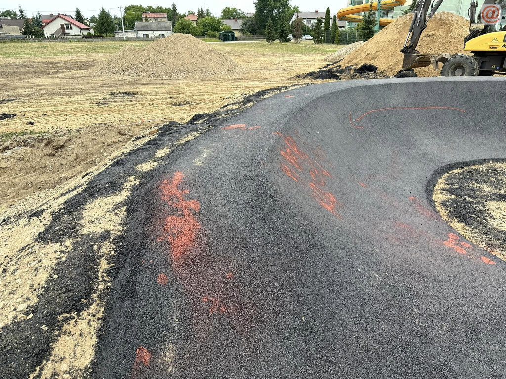 Jeszcze nie gotowe, a już niszczone [ZDJĘCIA]