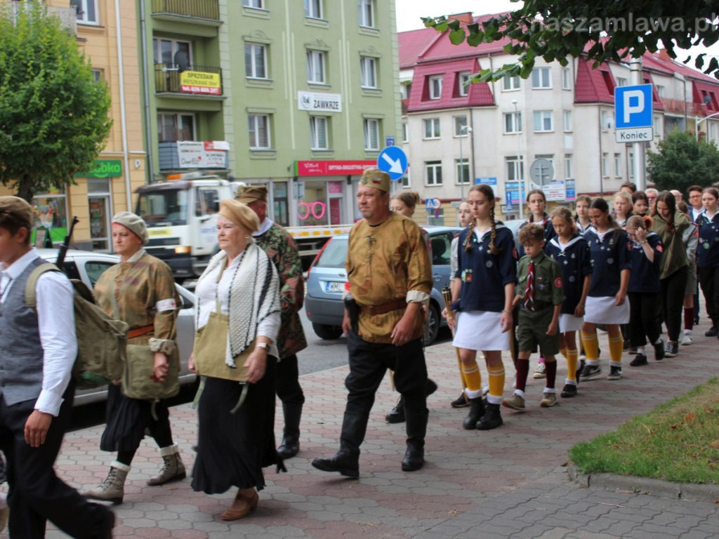 Cześć i chwała bohaterom! Mława PAMIĘTA! [FILMY i ZDJĘCIA]