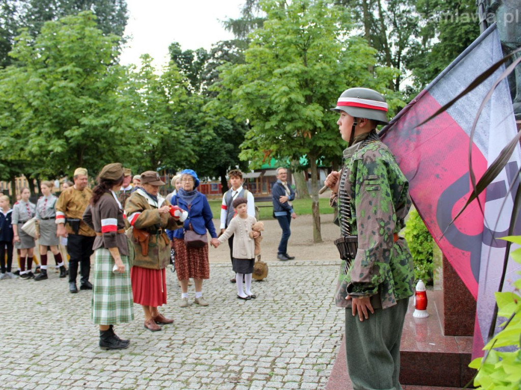 Cześć i chwała bohaterom! Mława PAMIĘTA! [FILMY i ZDJĘCIA]
