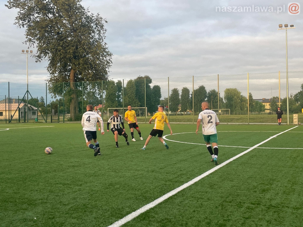 Wiśniewo zatrzymało Warriors.  Liderów aż czterech