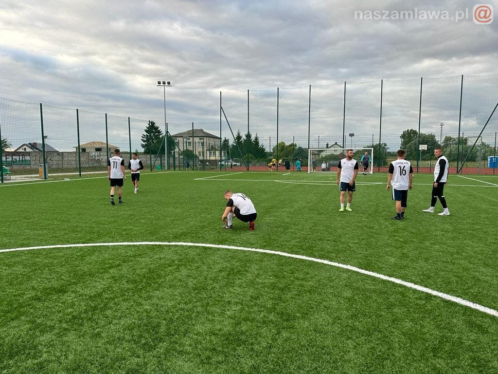 Wiśniewo zatrzymało Warriors.  Liderów aż czterech