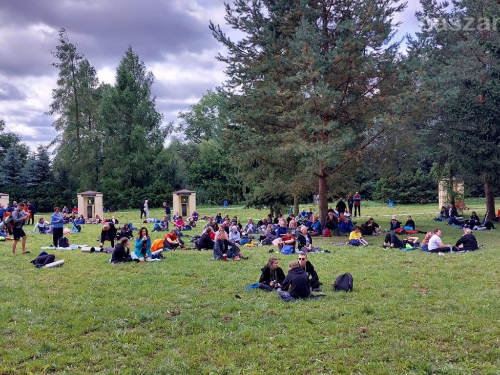 PIELGRZYMKA PŁOCKA. Grupa Miedziana idzie na Jasną Górę [FILMY]