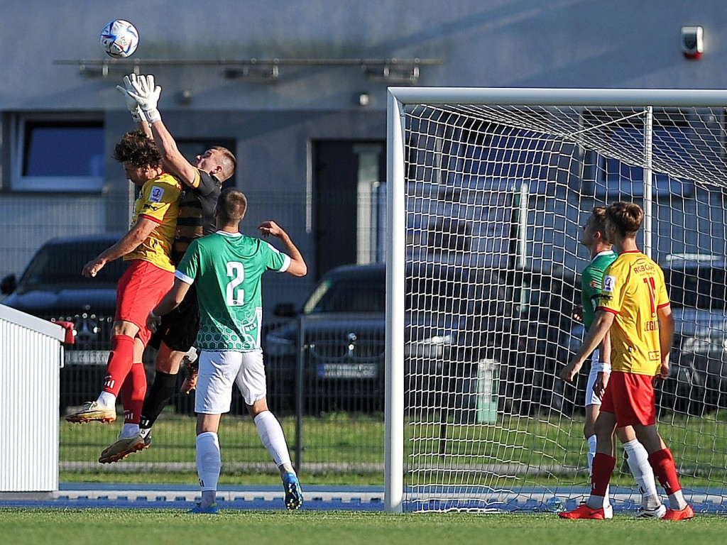 Pierwsza wygrana Mławianki. Cudne okienko Hrebena