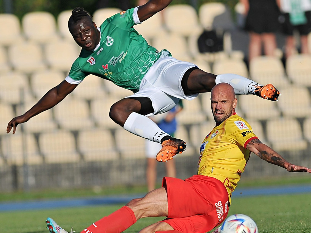 Pierwsza wygrana Mławianki. Cudne okienko Hrebena