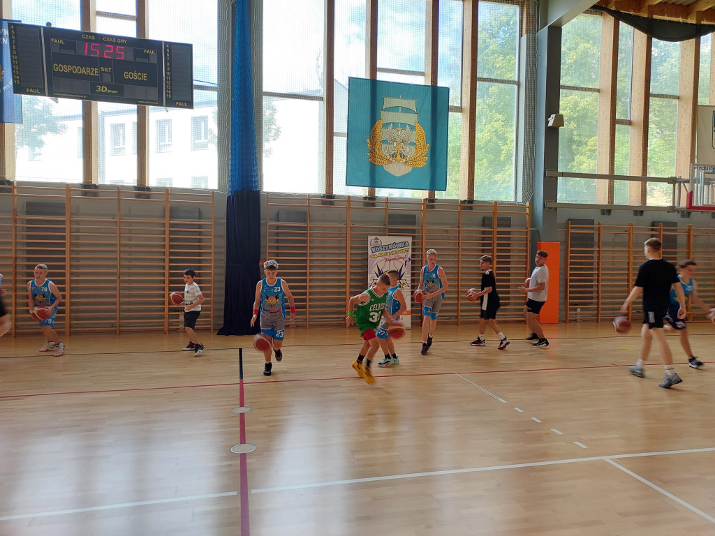 Koszykarze na obozie. Gdyńskie szlifowania formy