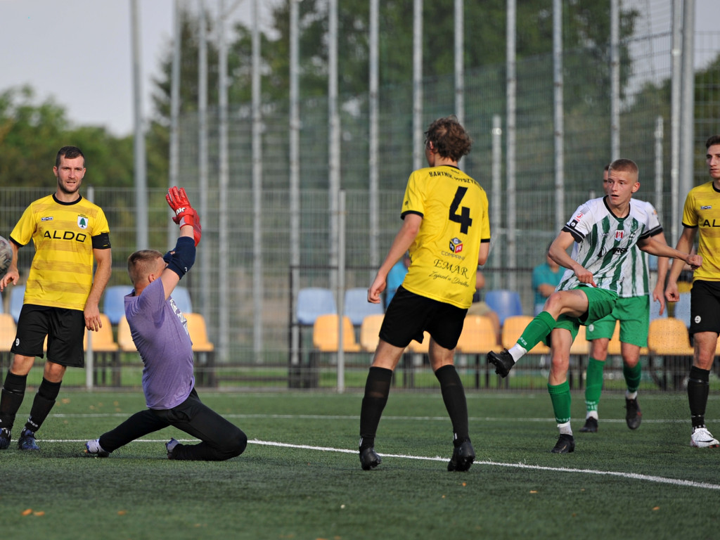 Imponująca inaguracja rezerw. W niedzielę derby