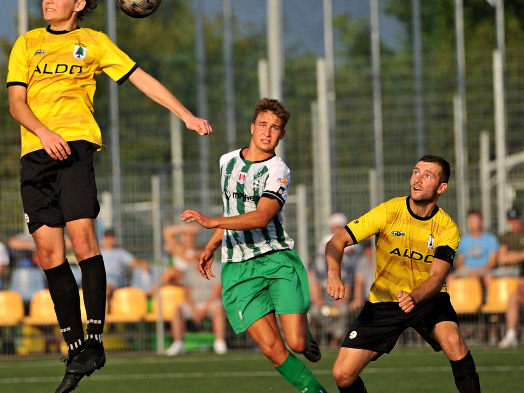 Imponująca inaguracja rezerw. W niedzielę derby