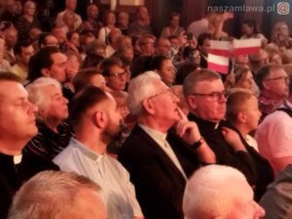 Mała Armia Janosika  zagrała  (VIDEO)