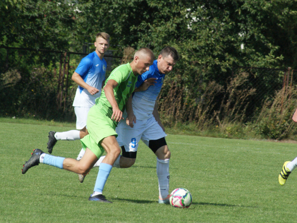 Derby na remis i na czerwono. Tamka gromi