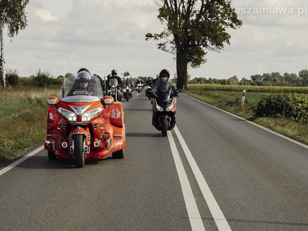 Z Mławy wyjechało prawie 80 motocykli [ZDJĘCIA]