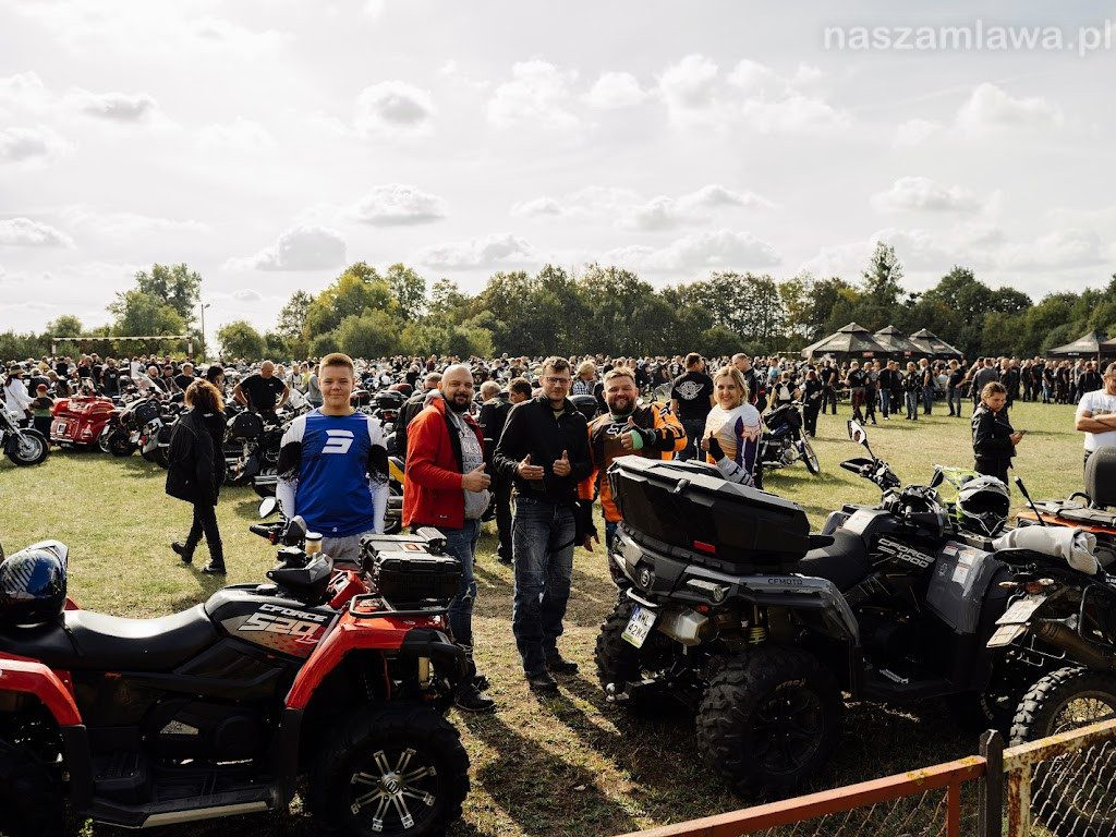 Z Mławy wyjechało prawie 80 motocykli [ZDJĘCIA]