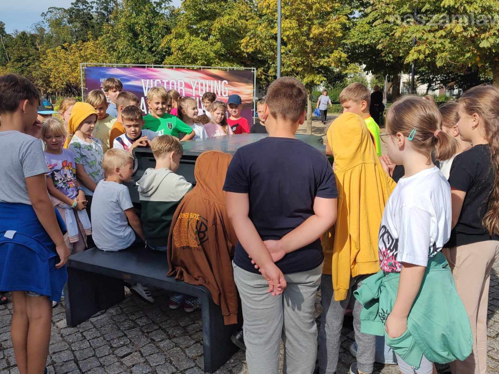 Wciąż stoi! Można zagrać