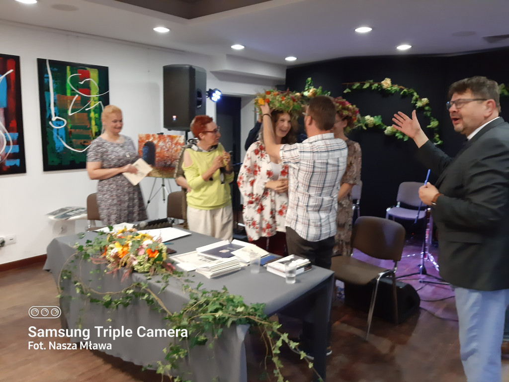 Noc Poetów w Mławie. Niezwykła uczta duchowa [NASZA RELACJA]