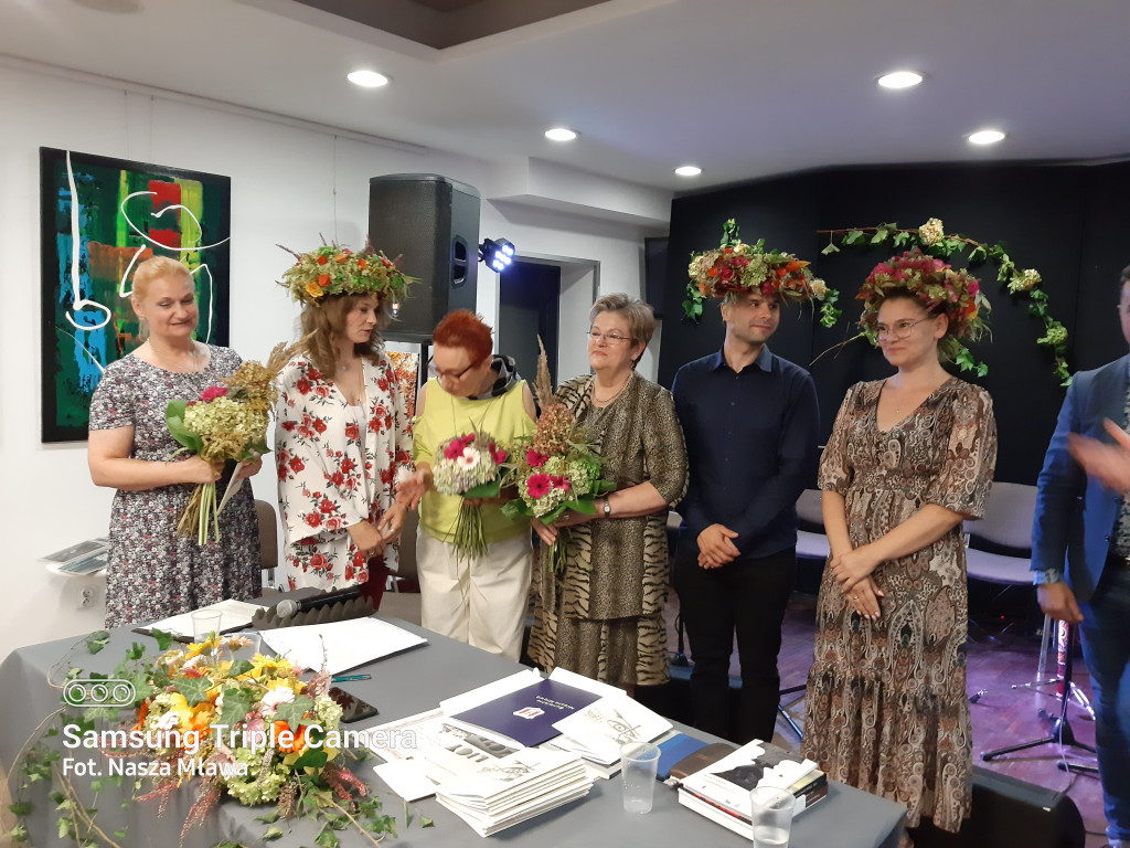 Noc Poetów w Mławie. Niezwykła uczta duchowa [NASZA RELACJA]