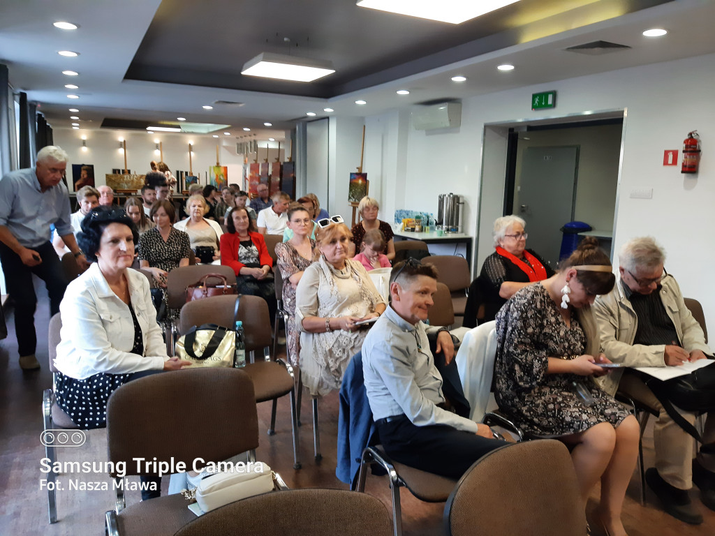 Noc Poetów w Mławie. Niezwykła uczta duchowa [NASZA RELACJA]