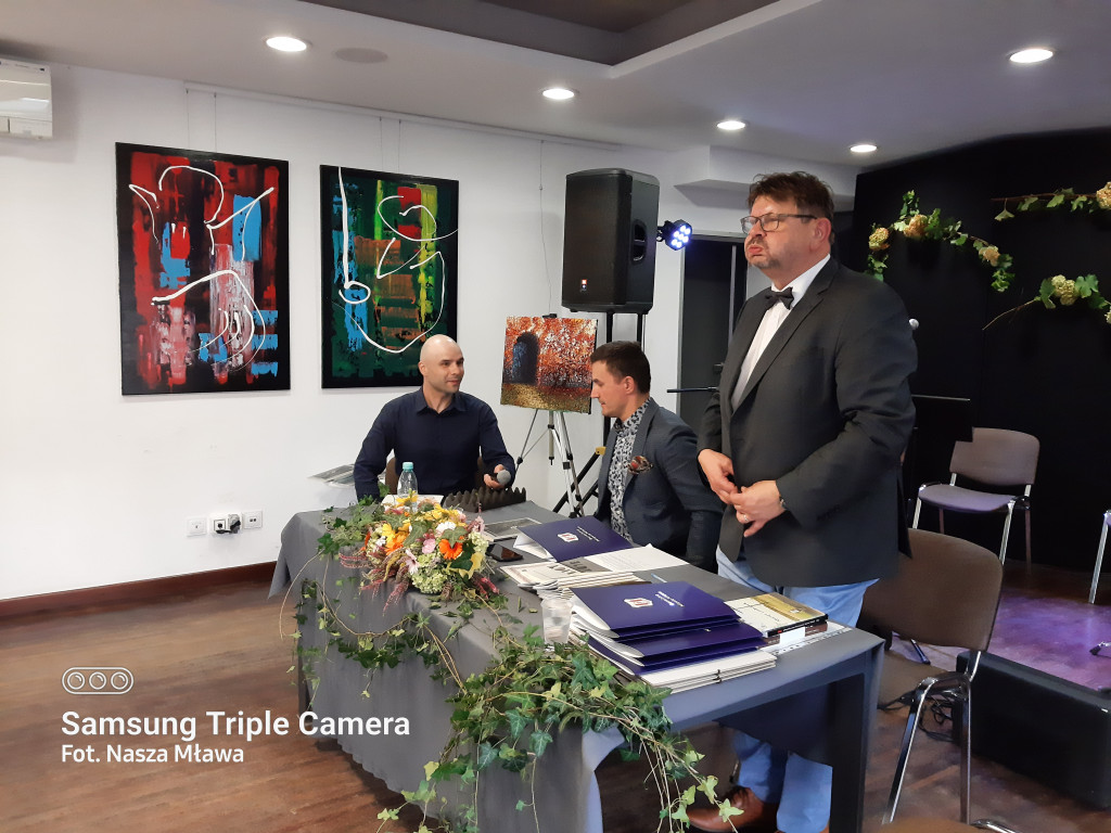 Noc Poetów w Mławie. Niezwykła uczta duchowa [NASZA RELACJA]