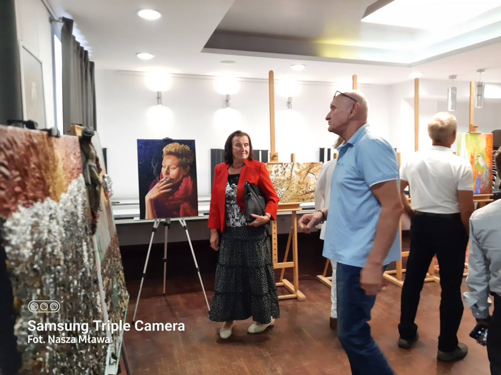 Noc Poetów w Mławie. Niezwykła uczta duchowa [NASZA RELACJA]