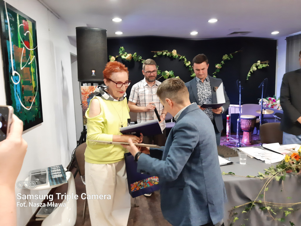 Noc Poetów w Mławie. Niezwykła uczta duchowa [NASZA RELACJA]