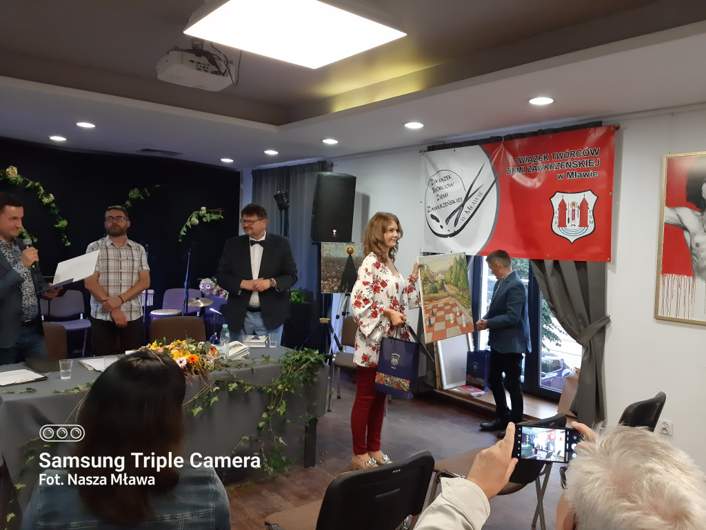 Noc Poetów w Mławie. Niezwykła uczta duchowa [NASZA RELACJA]