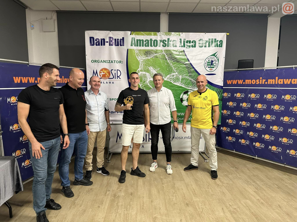 Warriors z mistrzostwem. Głowacki z koroną