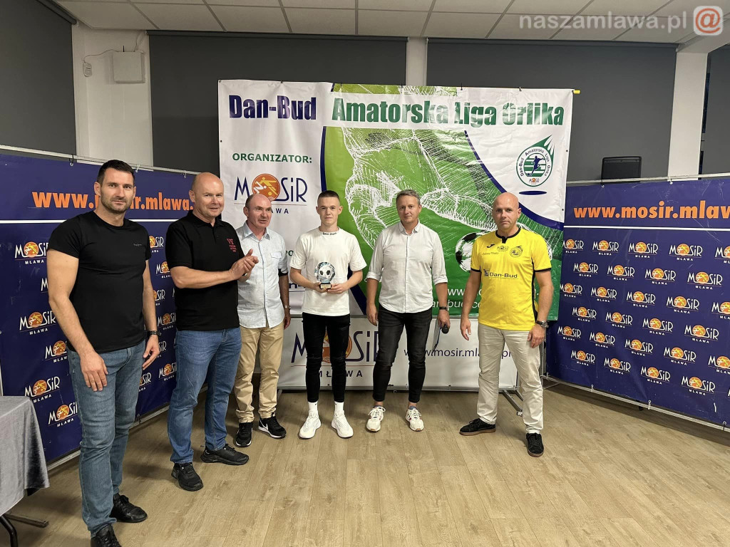 Warriors z mistrzostwem. Głowacki z koroną