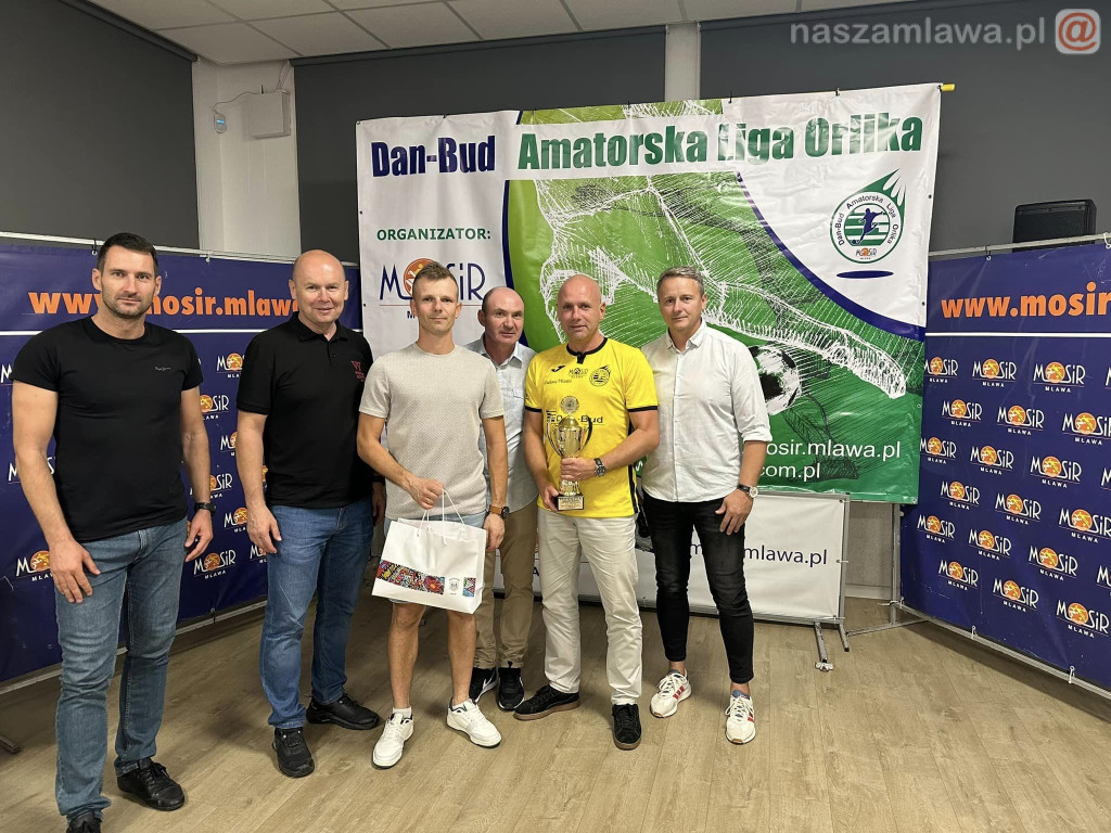 Warriors z mistrzostwem. Głowacki z koroną