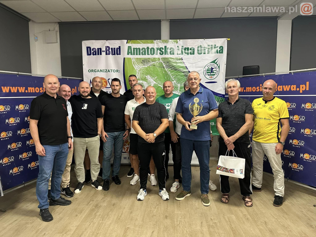 Warriors z mistrzostwem. Głowacki z koroną