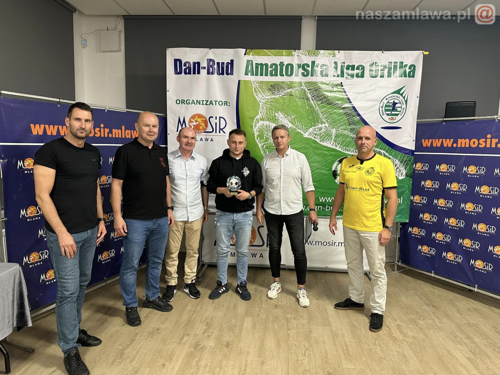 Warriors z mistrzostwem. Głowacki z koroną