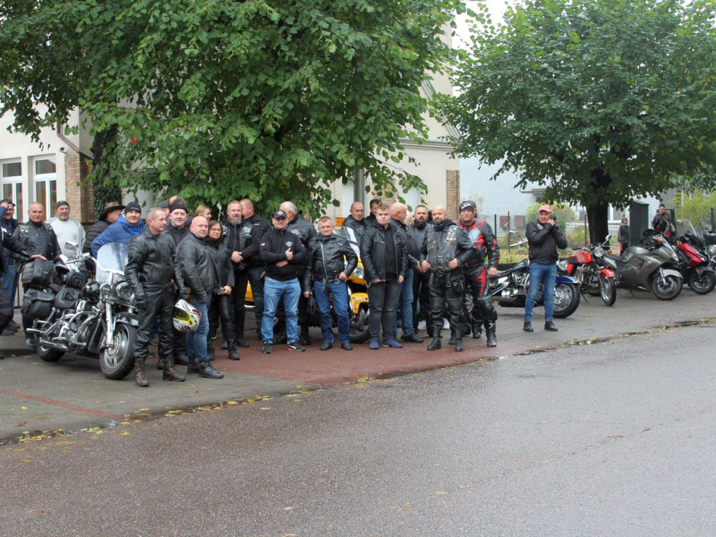 Parada motocyklowa. Grupa Moto Mława zakończyła sezon