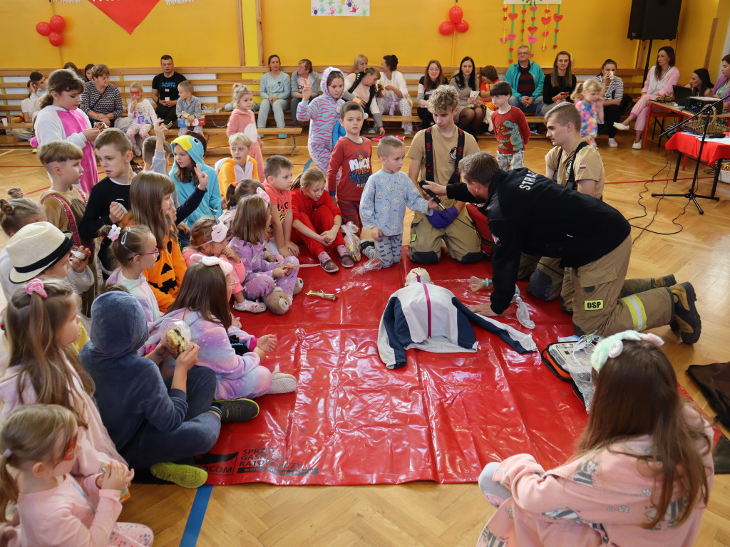 Ludzie o wielkich sercach. Dzień Piżamy - akcja charytatywna