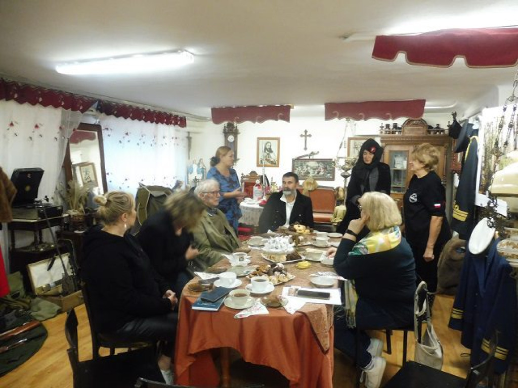 Ocalić od zapomnienia. Nauczyciele w Izbie Pamięci GRHLC Mława