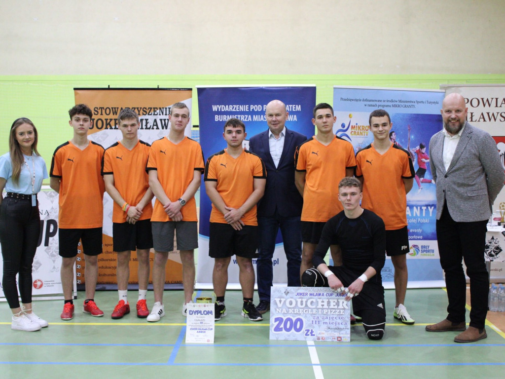 Puchary pojechały do Płońska i na Madagaskar, Joker Cup